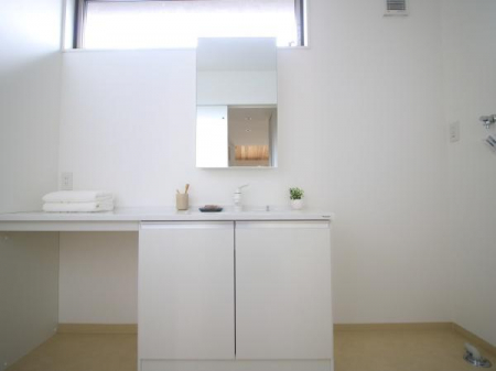 洗面台・洗面所　洗面台は朝をすっきりさせてくれる空間としては大切な空間です。