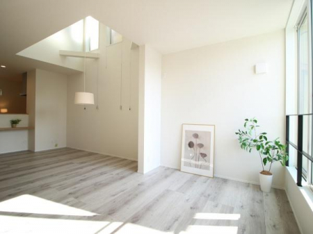 rO@2023N1211Be