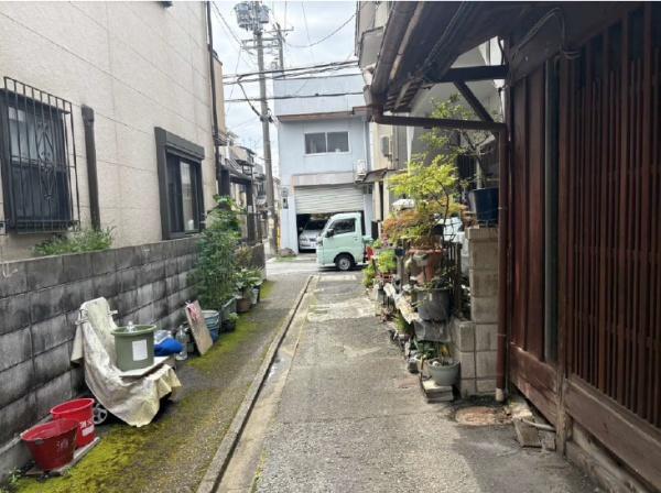 ���s�{���s�s�E����ԉ���쒬�̓y�n�̑O�ʓ��H�܂ތ��n�ʐ^