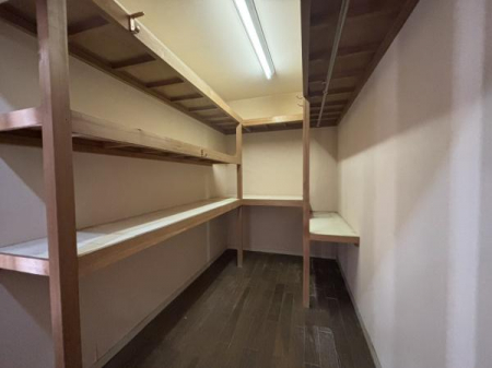 ���[�@�E�H�[�N�C���N���[�[�b�g�t���ł��y�Ă̗��z�S���F�X�c