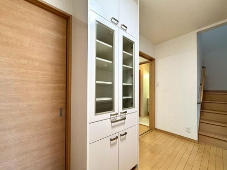 [@Lb`̌ɂ͐HI܂By`mizSFc