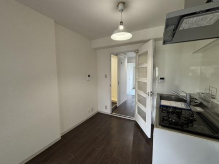 rO@DKłByV}R[|~307zSFXc