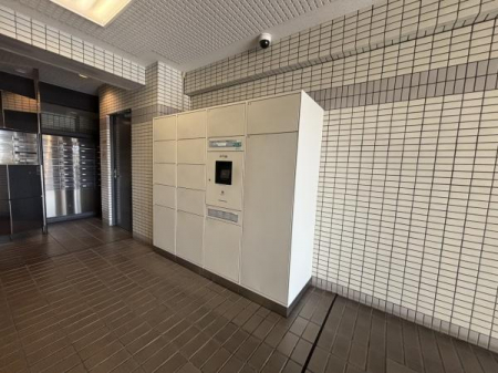 GgX@z{bNXĂ܂ByfCX^[Axj[zSFXc