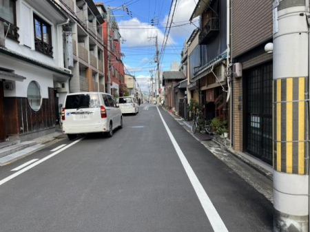 ���̑��@�O�ʓ��H�ł��y�A�o���G�X�p�X�G�ی�r105�����z