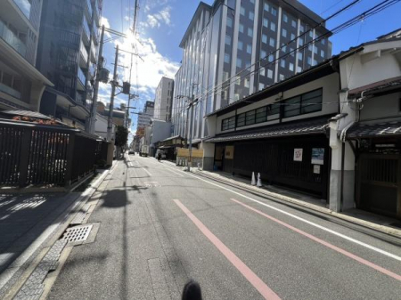 ���̑��@�O�ʓ��H�ł��y�p�[�N�z�[���Y�G�ی�r202���z