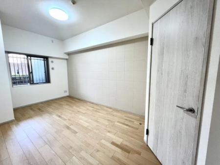 m@mł7.9yRXVeB~HzSFЋ