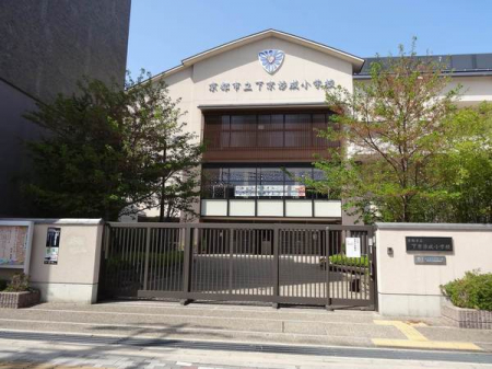 ���ӊ��@-