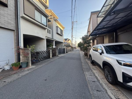 ���̑����n�@�O�ʓ��H�ł��y�����L���쒬�z�S���F�X�c