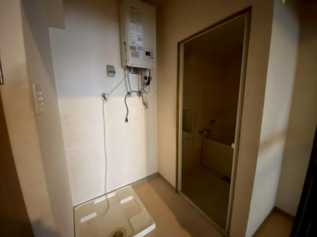 �����@�����E����@�u����ł��y�M�V�����z�S���F���c