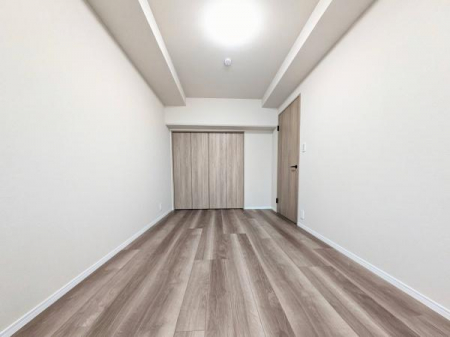 �m���@�m���ł��y�O�����E�h���[���܏��G�ہz�S���F���c