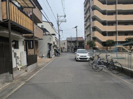 ���̑����n�@�O�ʓ��H�ł��y�i�����z�S���F���c