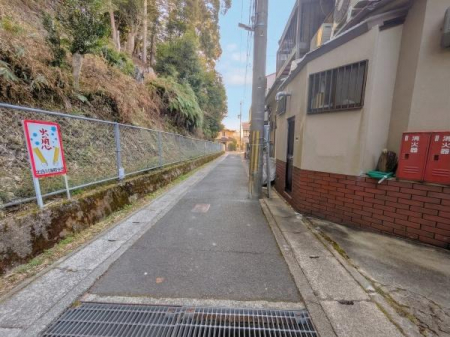 ���̑����n�@�O�ʓ��H�܂ފO�ςł��y�k����d�����z�S���F�X�c