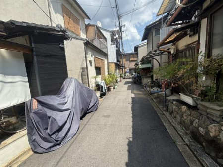 ���̑����n�@�O�ʓ��H�ł��y����㔐�쒬�z�S���F�X�c