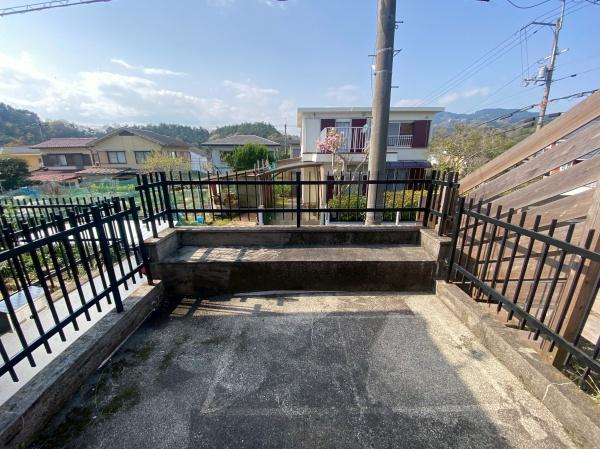 ���ꌧ��Îs��b��3���ڂ̒��È�ˌ��Ă̏Z�˂���̒��]�ʐ^
